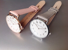 Charger l&#39;image dans la galerie, Crystal  Grey leather